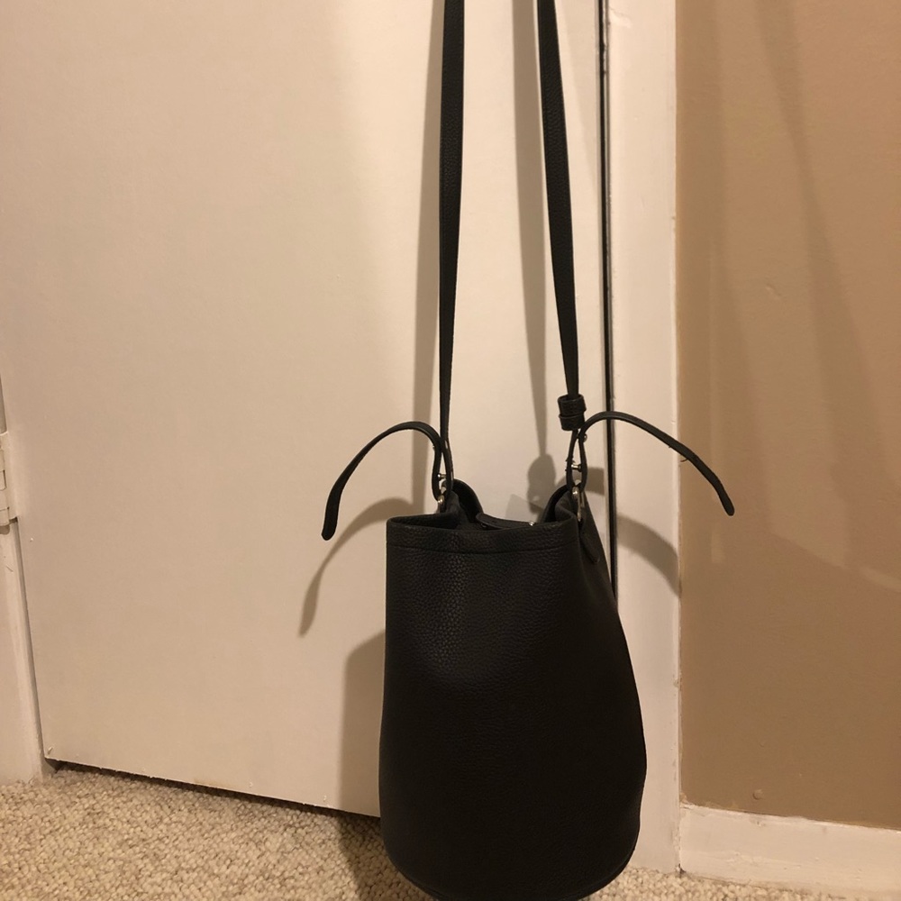 Black bucket purse